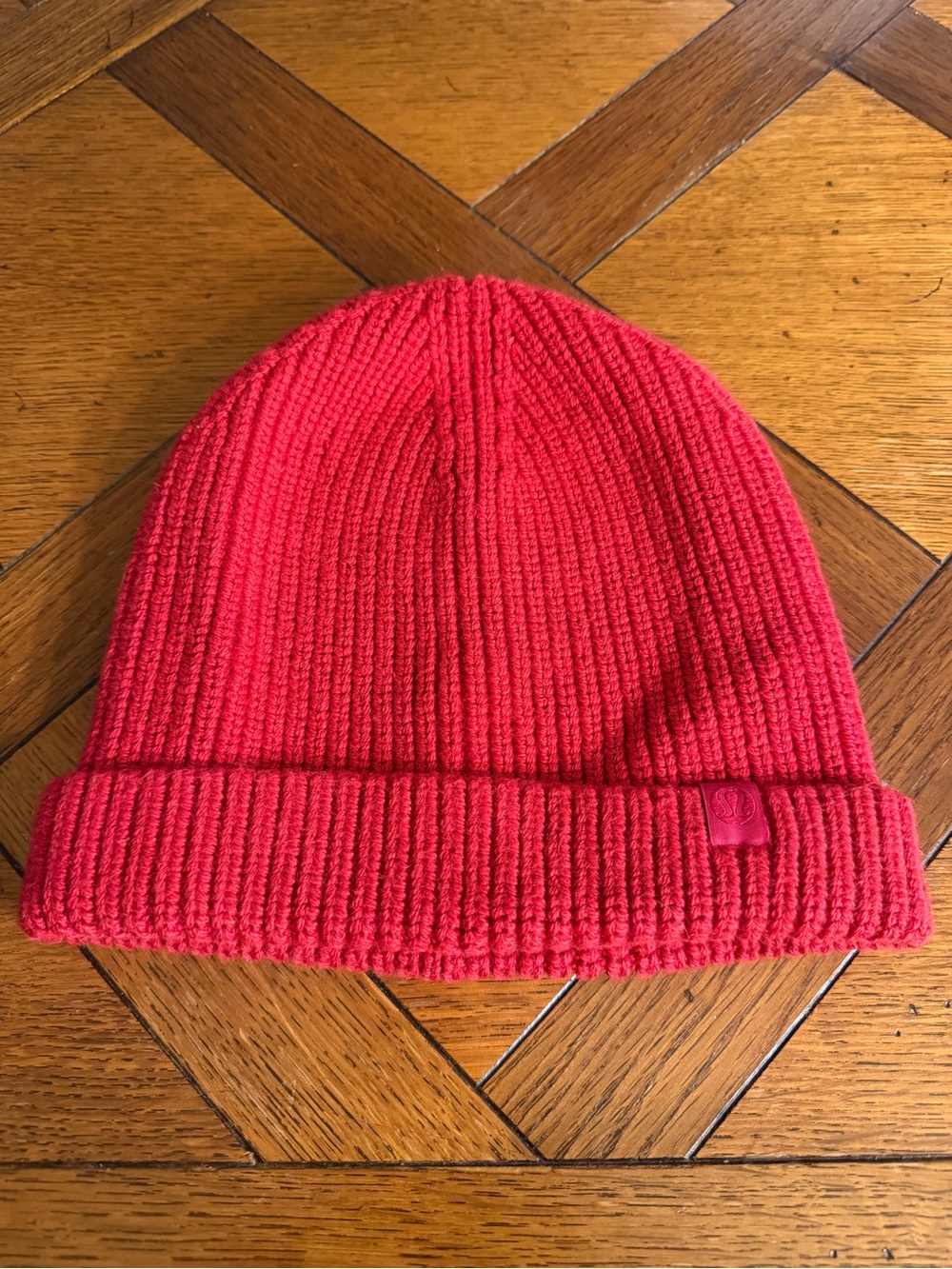 Lululemon Red Merino Wool Blend Ribbed Knit Cuffed Beanie Hat NWOT